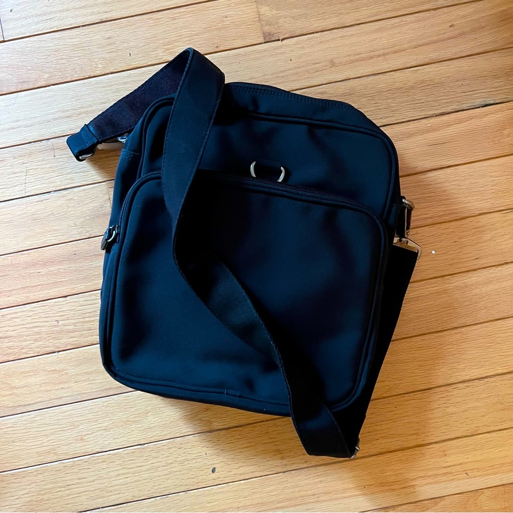 Hobo Expandable Duffle/Crossbody